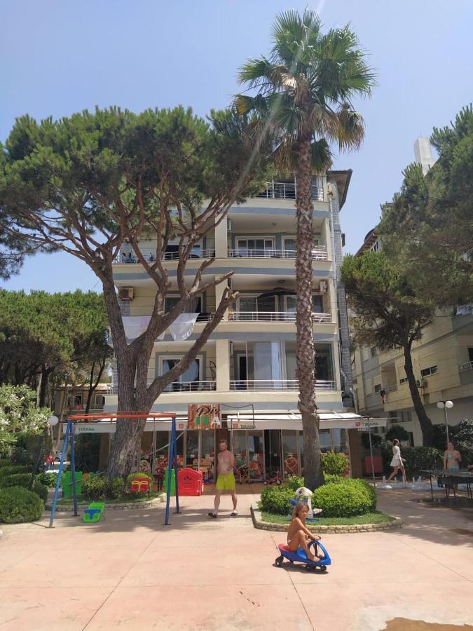Mia'S Sea View Apartment Golem  Exterior photo